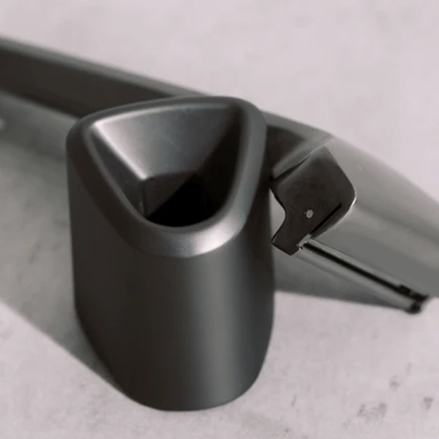 Shavy Classic Razor™ Titan